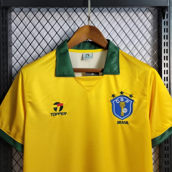 Camisa Retrô Clássica Seleção Brasileira Home - Brasil Amarela – 1988/1990 Topper - Imagem 2