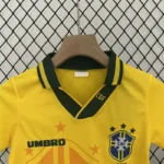 Kit Conjunto Infantil Crianças Camisa e Calção Brasil Retrô Home Infantil 1994 Umbro - Imagem 2